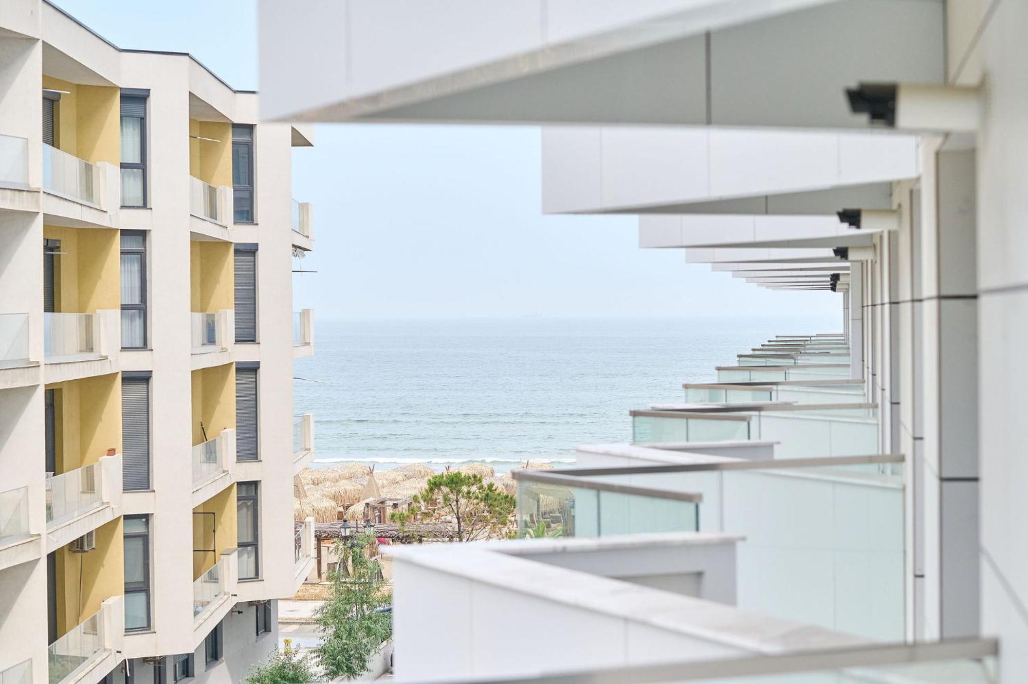Newvision Apartment In Infinity Beach Resort - Parking ママイア エクステリア 写真