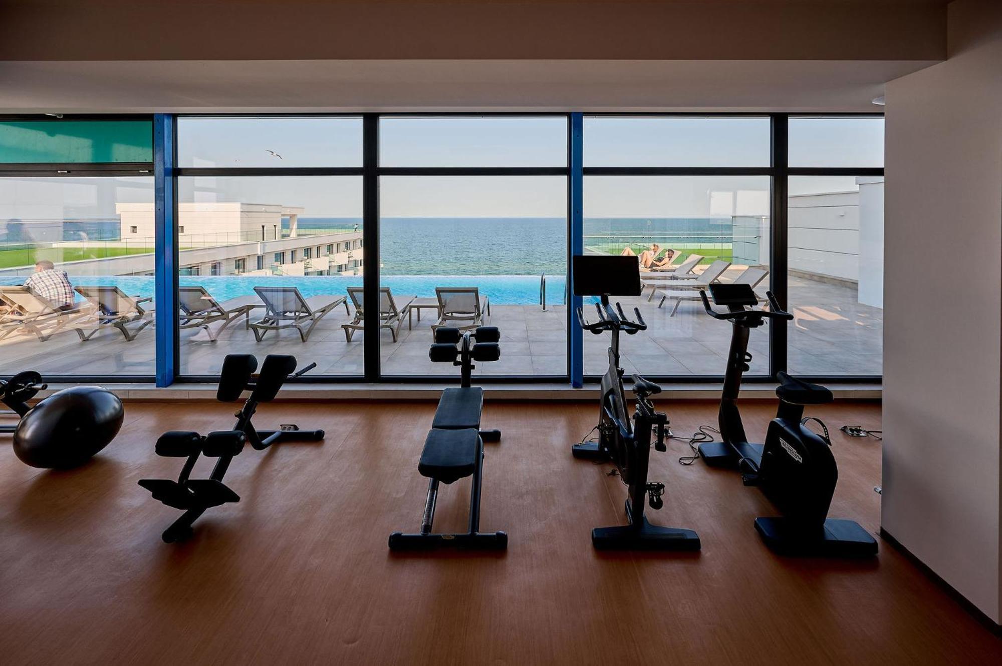 Newvision Apartment In Infinity Beach Resort - Parking ママイア エクステリア 写真