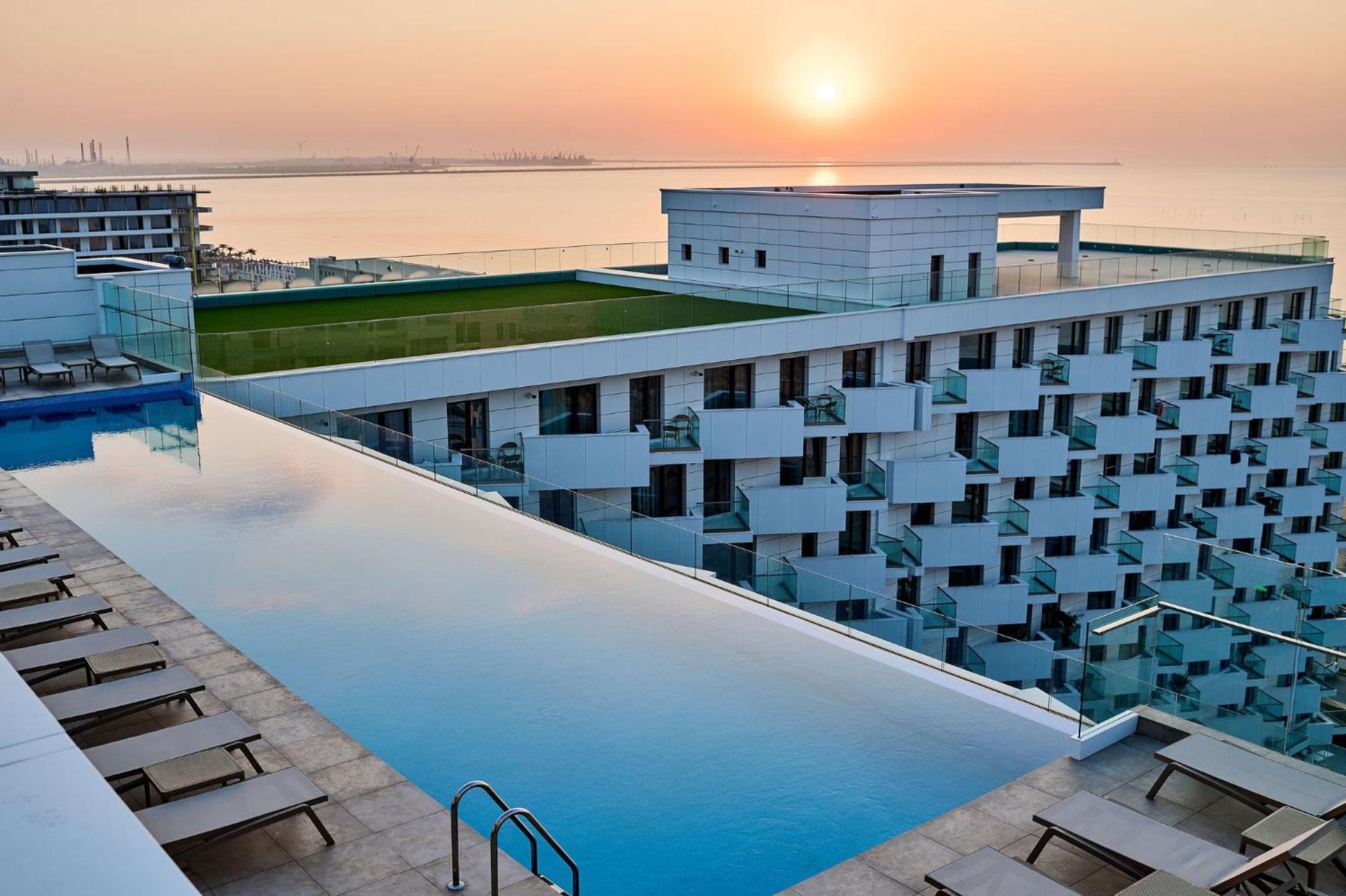 Newvision Apartment In Infinity Beach Resort - Parking ママイア エクステリア 写真